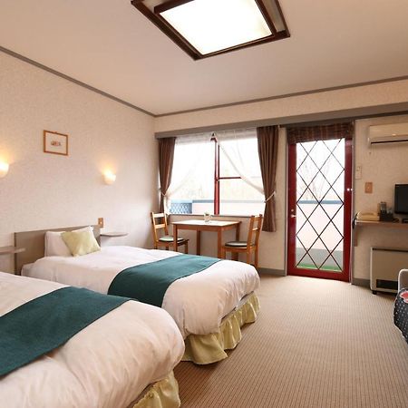 Naughty Cao Hotel Yamanakako Bagian luar foto