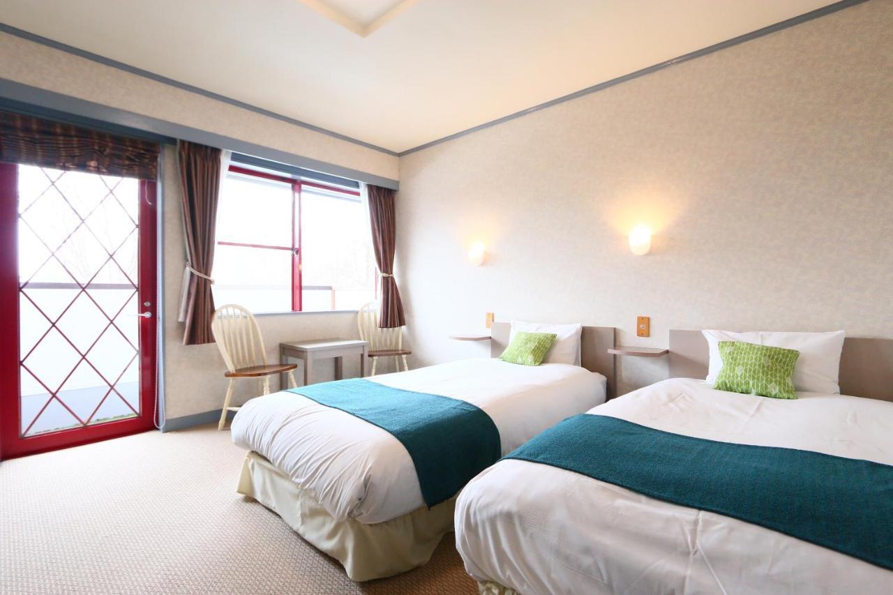 Naughty Cao Hotel Yamanakako Bagian luar foto