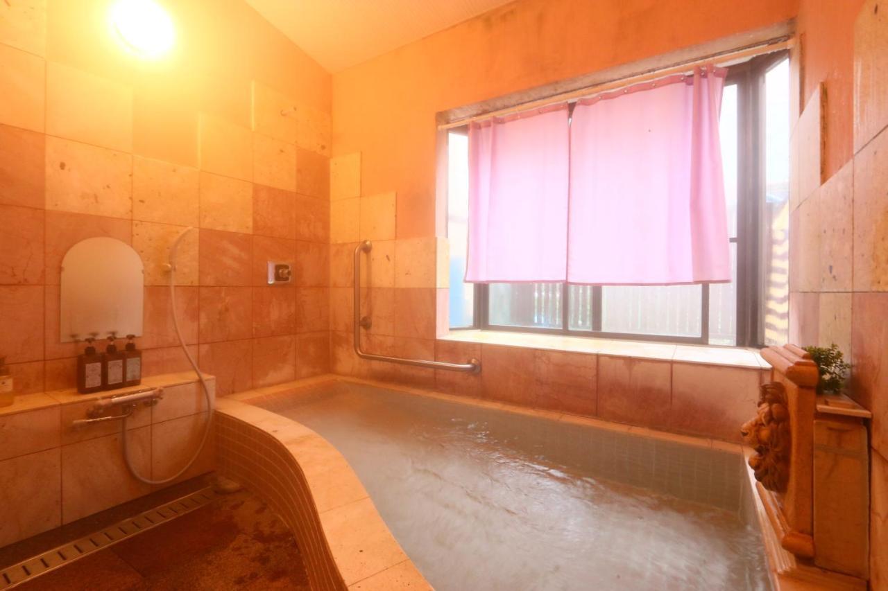 Naughty Cao Hotel Yamanakako Bagian luar foto