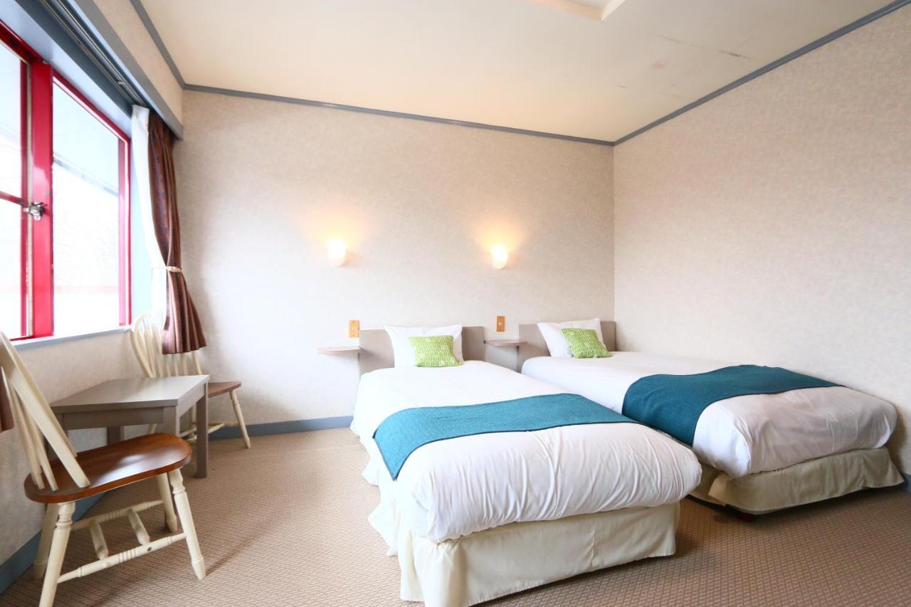 Naughty Cao Hotel Yamanakako Bagian luar foto